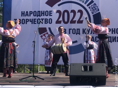Хор да рэп-фольклор: шалакушский песенный фольклор перепоют для рэп-альбома