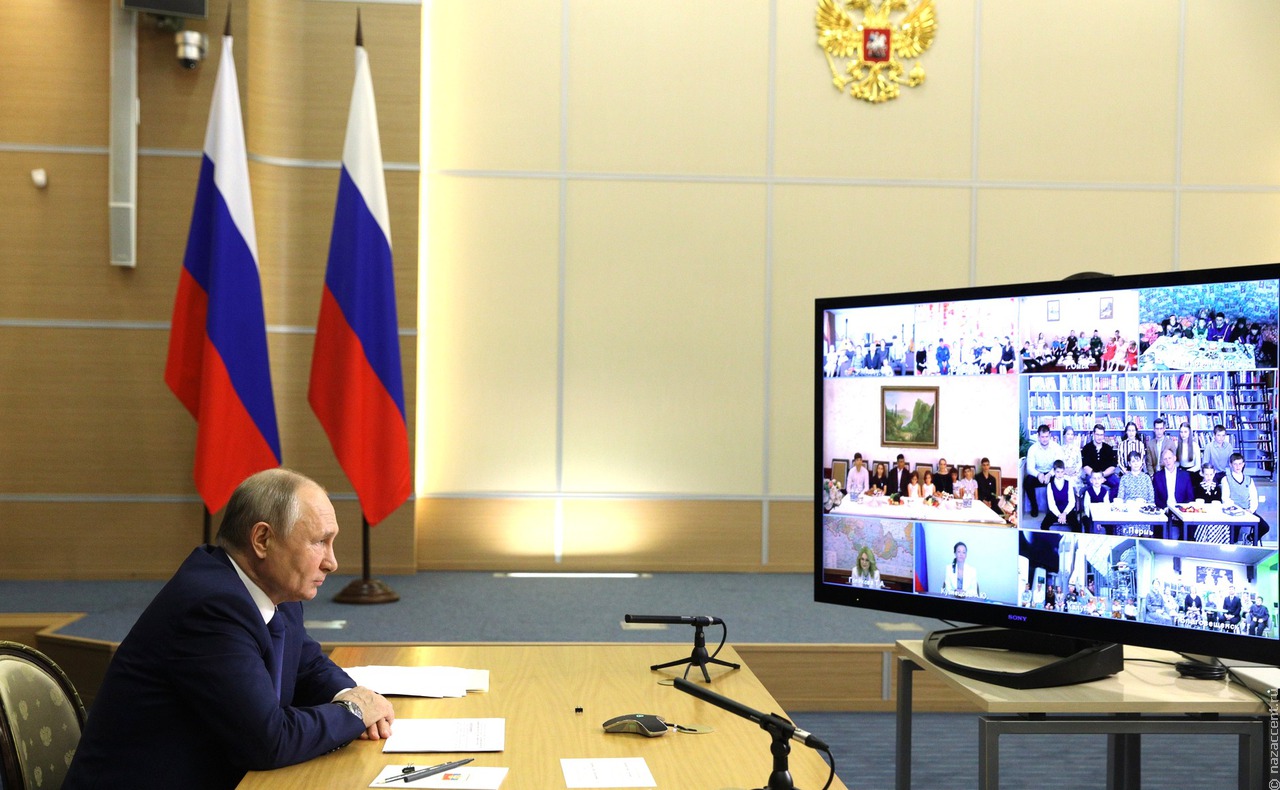 Путин лично поздравил награжденного орденом "Родительская слава" оленевода большеземельской тундры