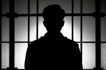 В Приморье будут судить полицейского, за взятки помогавшего мигрантам