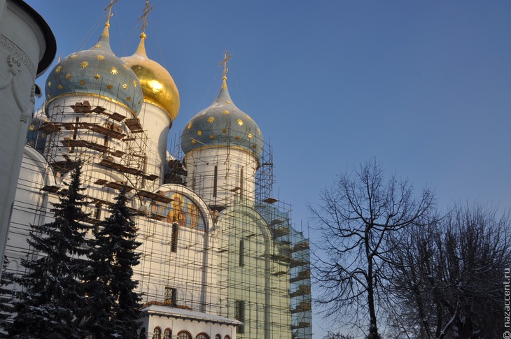 Рождество в Свято-Троицкой Сергиевой лавре - Национальный акцент