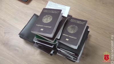 В Санкт-Петербурге задержали банду, которая незаконно легализовала более 1,5 тыс. мигрантов